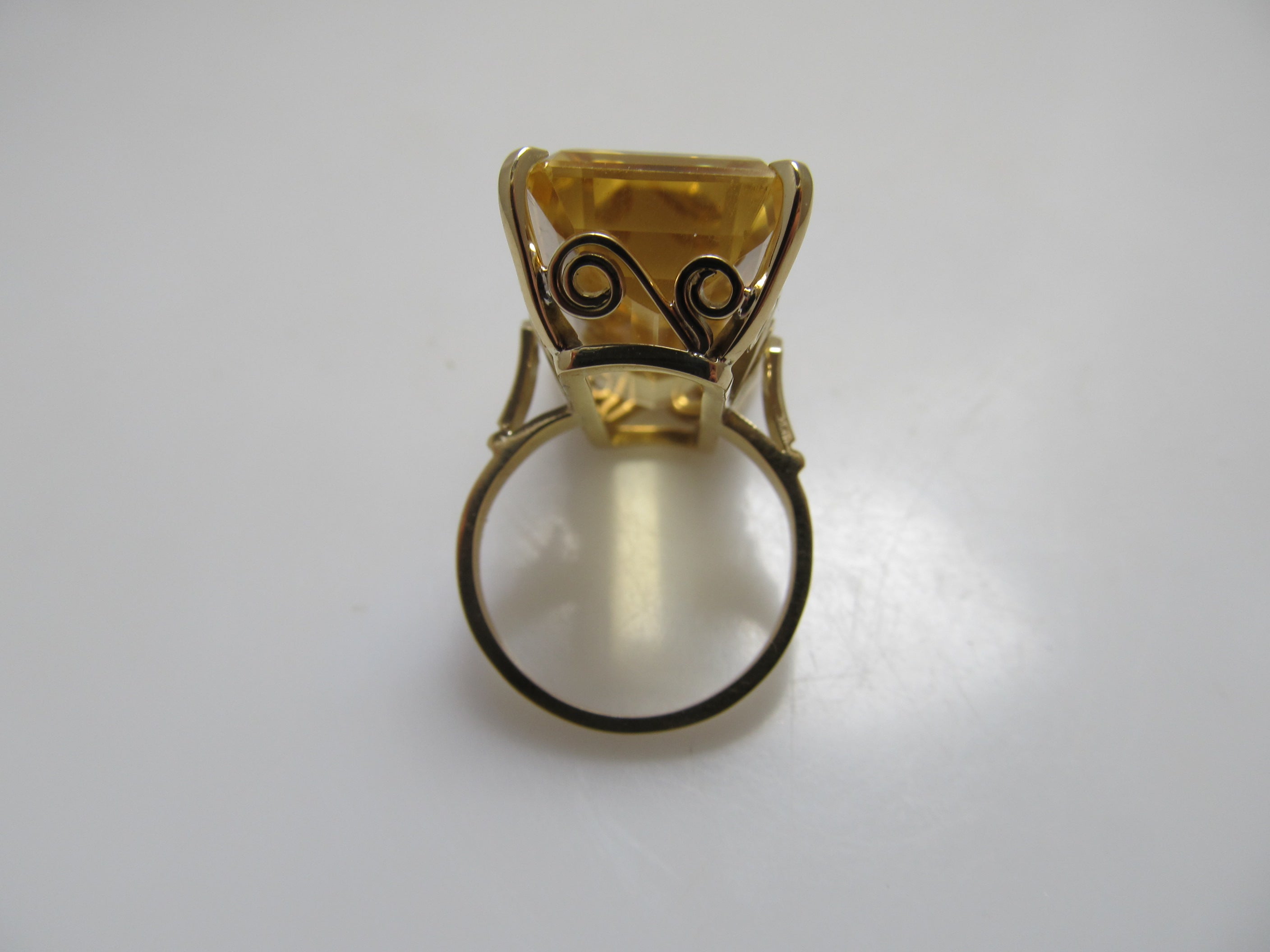 Sunny 16.00ct citrine ring