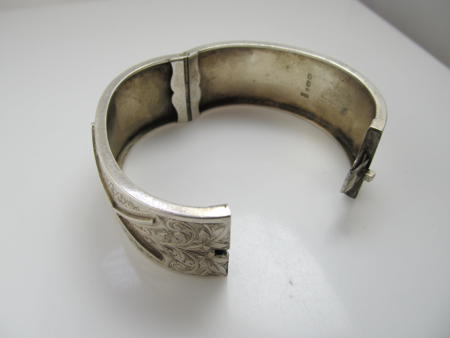 Dated 1908 antique sterling silver bangle bracelet