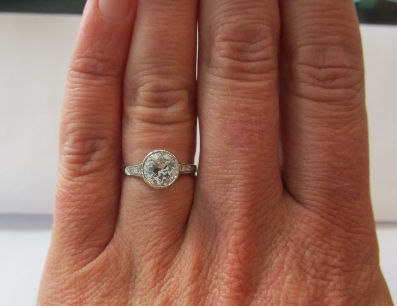 Platinum Ring With A 1.40ct Center Oec Diamond, Si1 G-h. Circa 1920.