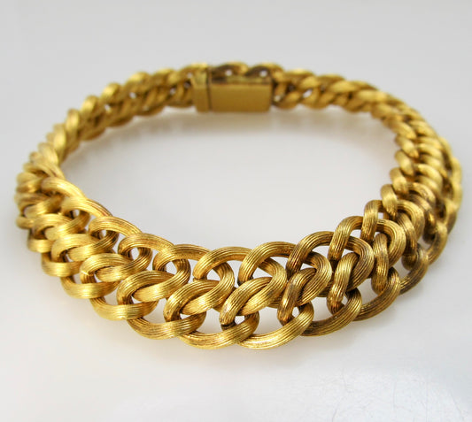Yellow gold textured link bracelet