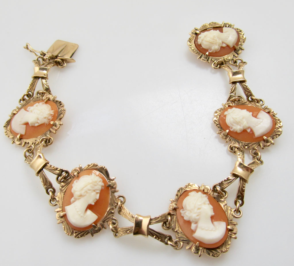 Vintage mulit cameo bracelet