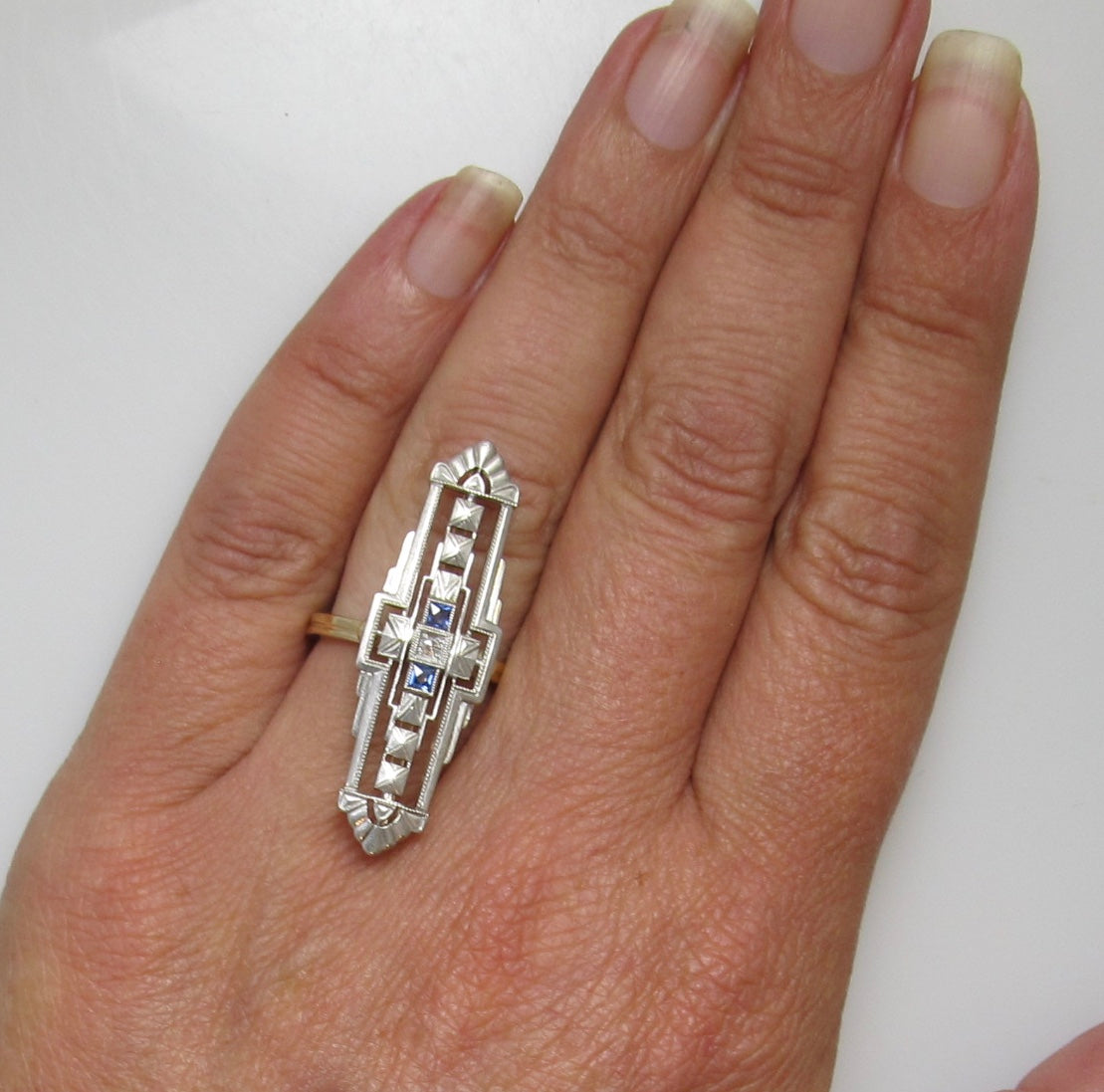 Art Deco sapphire diamond ring