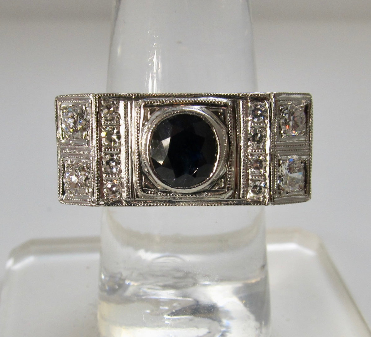 Art Deco sapphire diamond ring