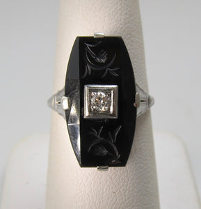 Art Deco carved onyx ring