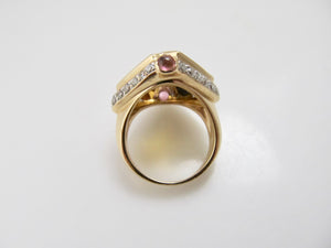 Modern quartz cocktail ring