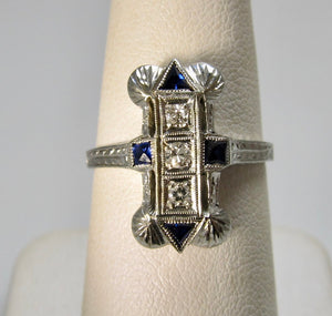 Art Deco sapphire diamond ring