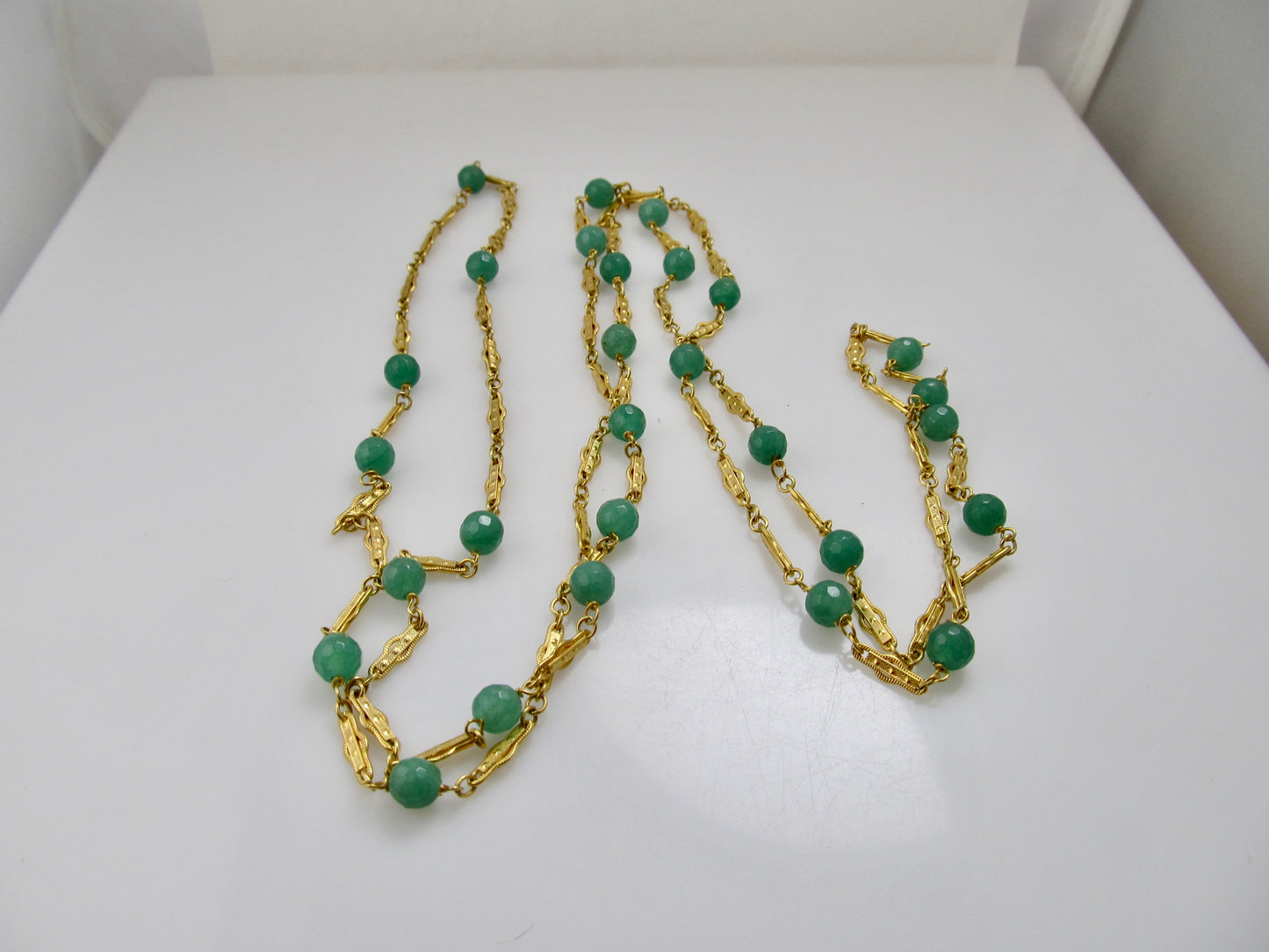 Vintage long 14k yellow gold chain with chalcedony