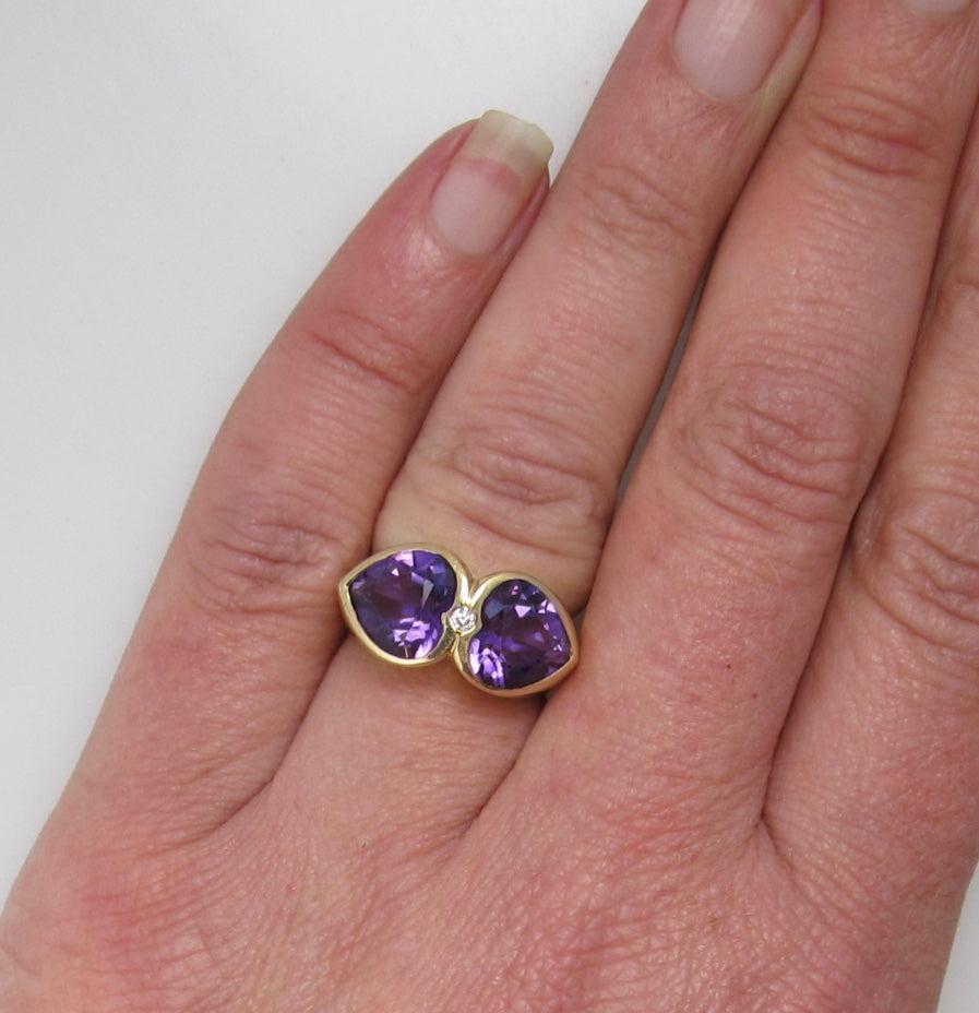 14k yellow gold double amethyst heart ring