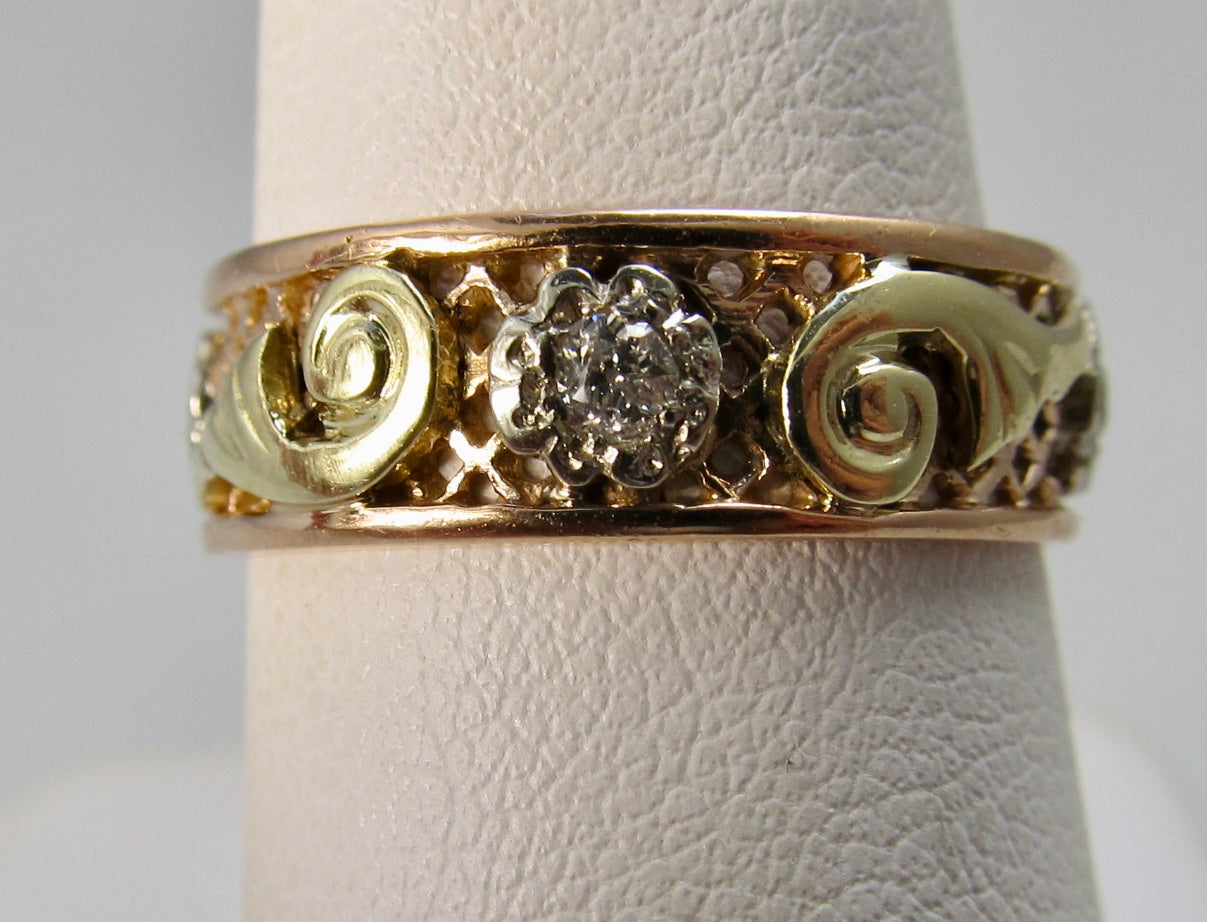 Vintage retro rose gold diamond band