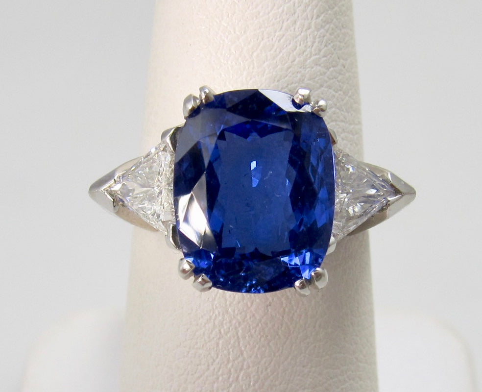 5.25ct tanzanite and diamond ring in platinum