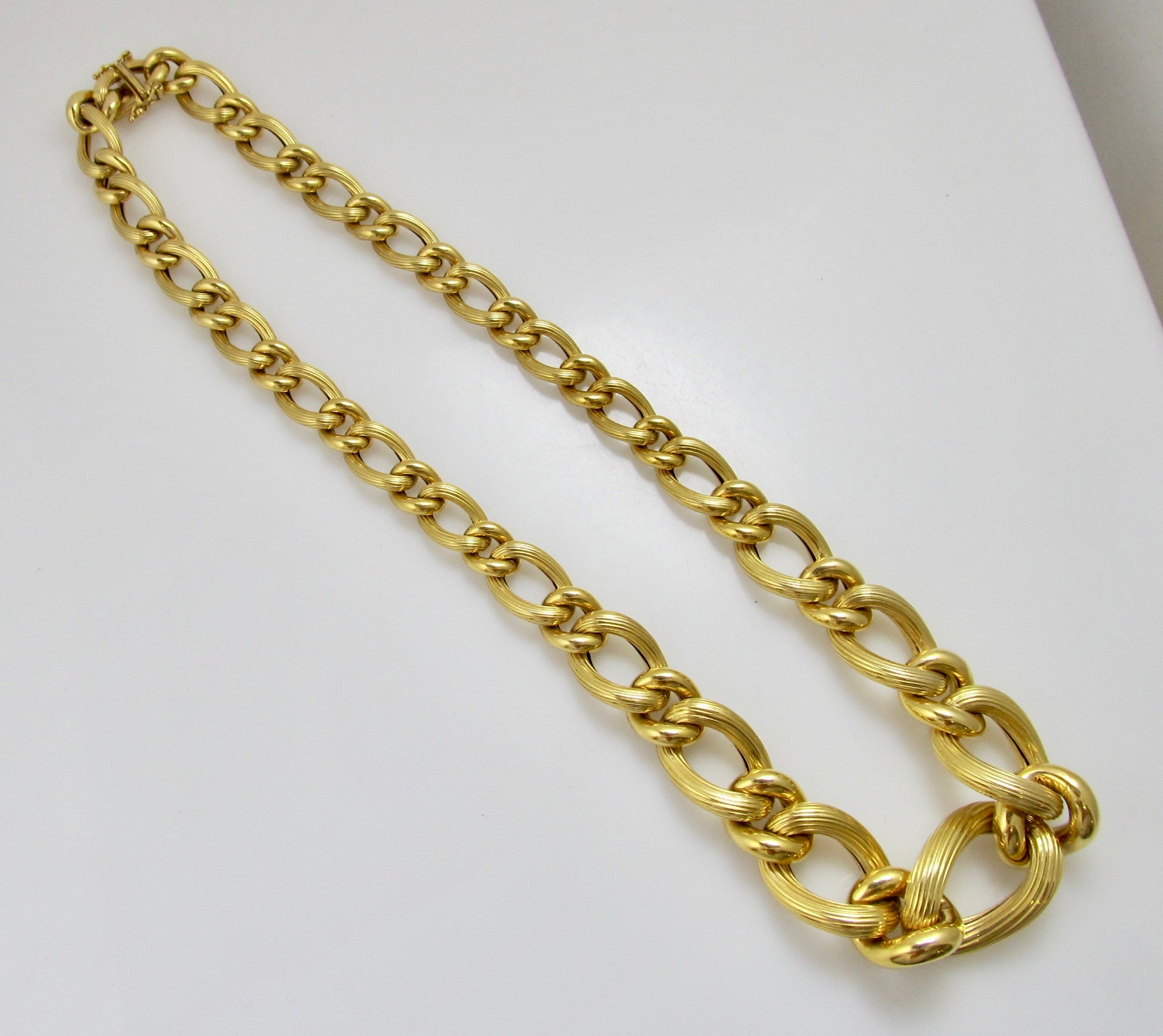 Modern 14k textured chain necklace